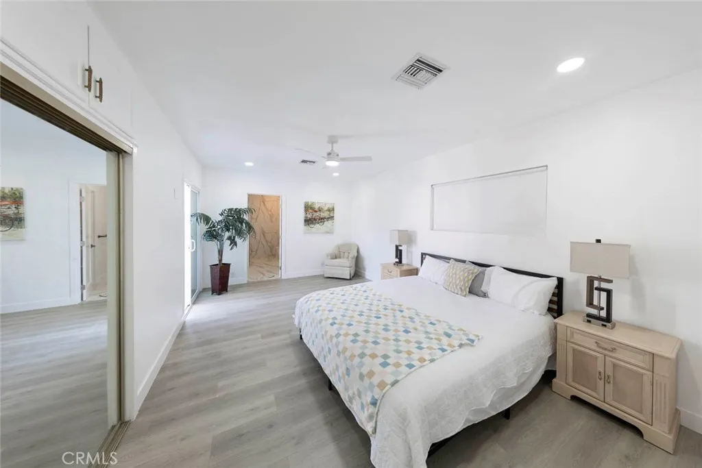 Bellflower, California 90706, United States, 3 Bedrooms Bedrooms, ,2 BathroomsBathrooms,Residential,Active,239826