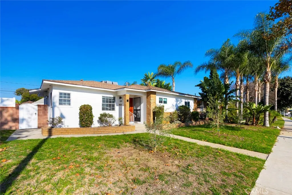 Bellflower, California 90706, United States, 3 Bedrooms Bedrooms, ,2 BathroomsBathrooms,Residential,Active,239826