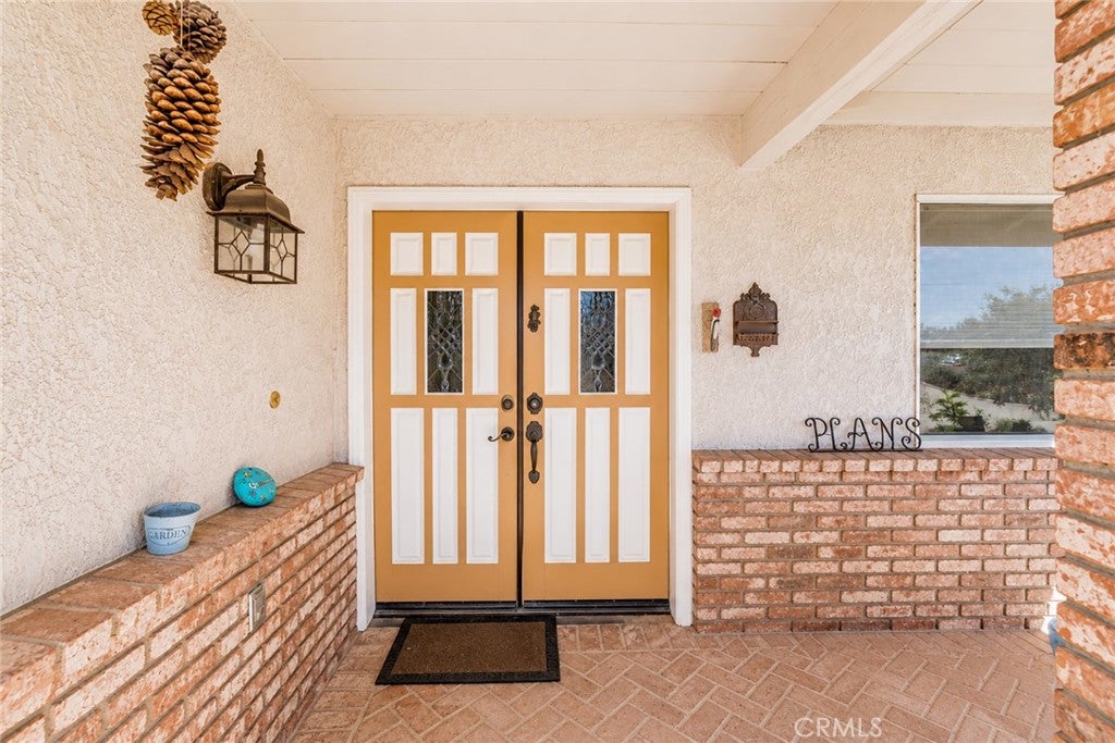 8838 Lilac Road