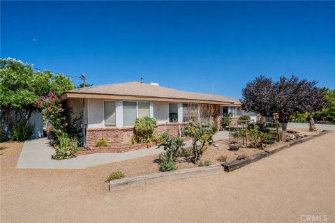 Photo of 8838 Lilac Road, Hesperia, CA 92344 (MLS # DW26164275)