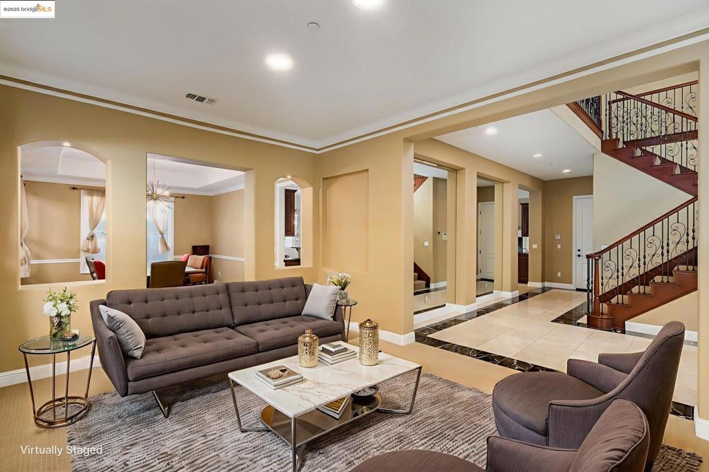 STONEBRAE COUNTRY CLUB - Residential