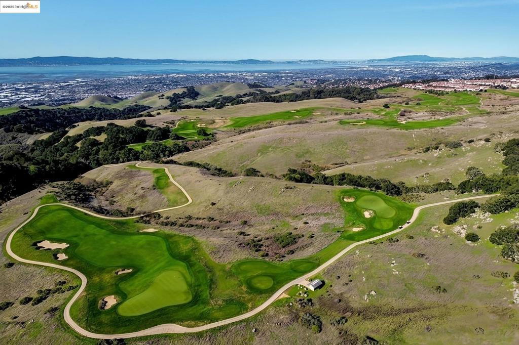 STONEBRAE COUNTRY CLUB - Residential