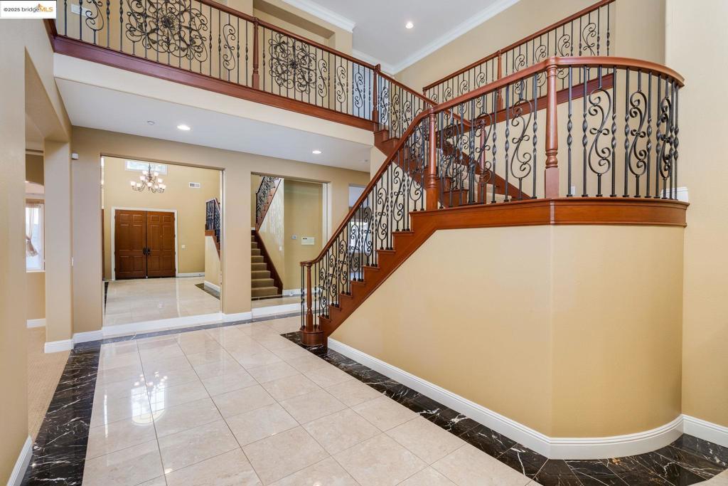 STONEBRAE COUNTRY CLUB - Residential