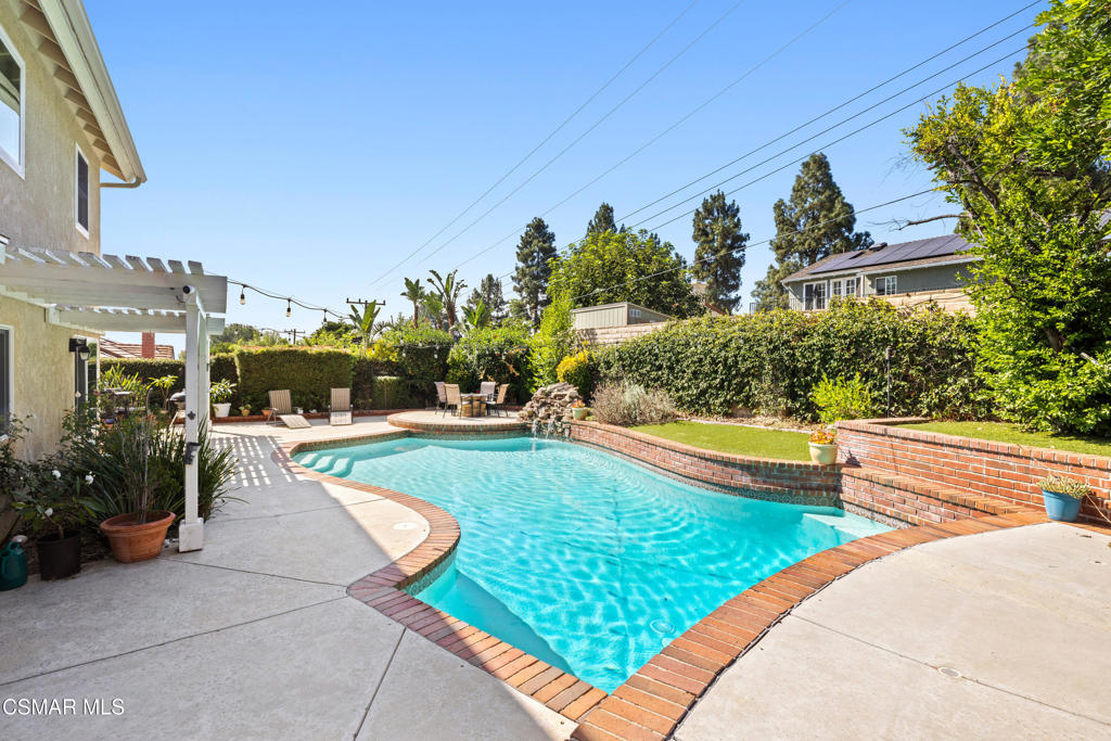 Forest Hills-115 - 115 - Residential
