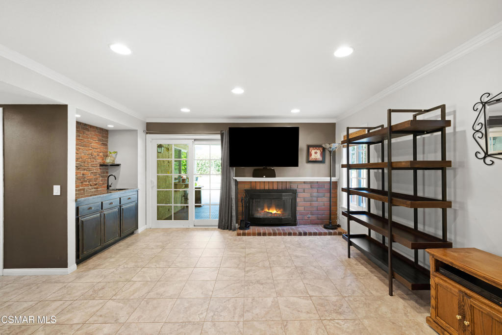 Forest Hills-115 - 115 - Residential