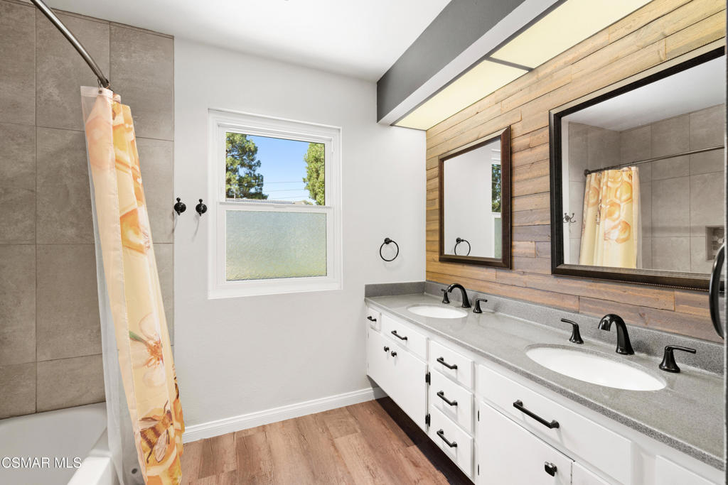 Forest Hills-115 - 115 - Residential