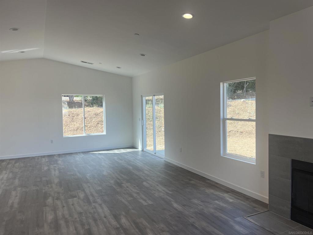 Lakeside - Residential