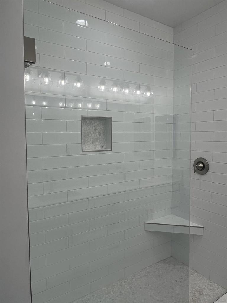 Lakeside - Residential