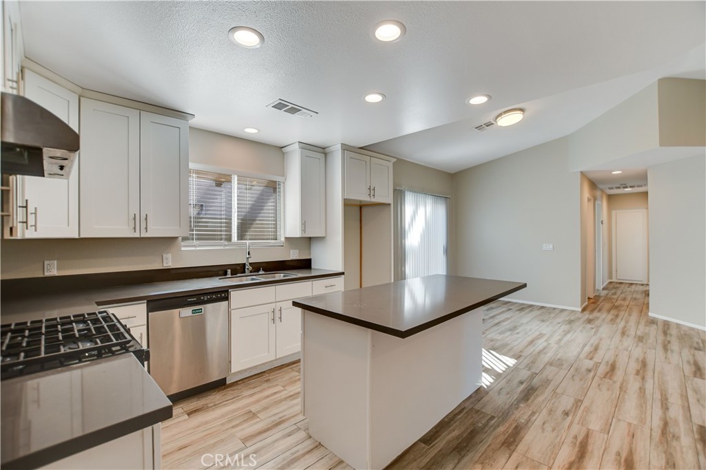 La Quinta Cove* - Residential