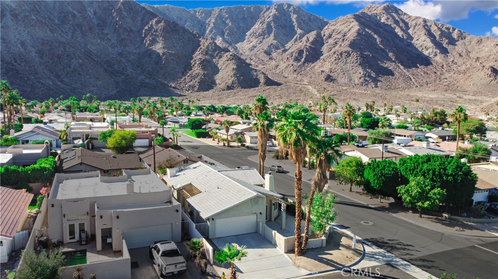 La Quinta Cove* - Residential