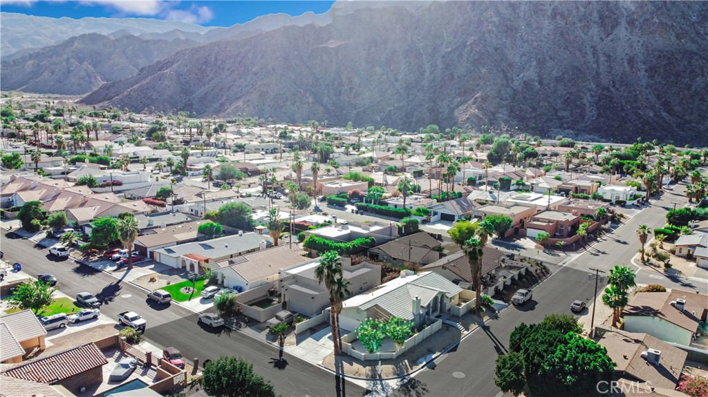 La Quinta Cove* - Residential