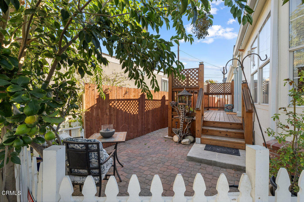 11195 N Ventura Avenue 17