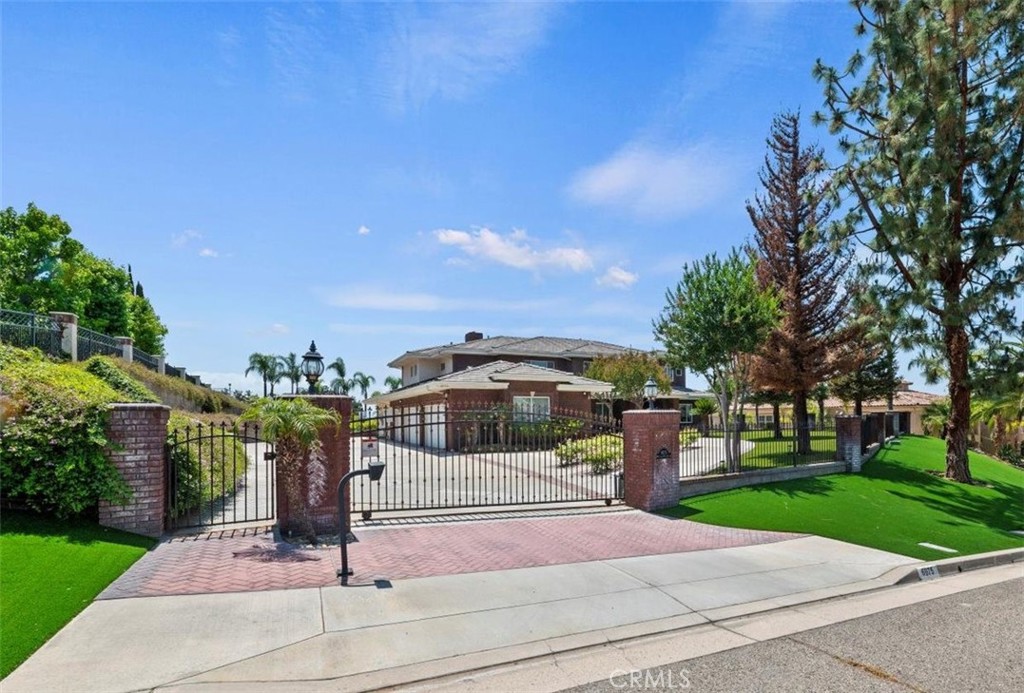 6975 Wyndham Hill Drive