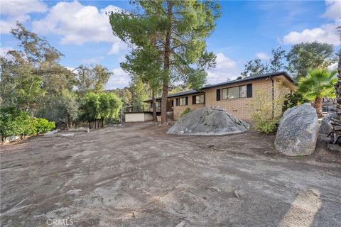 41785 Vermont Hemet CA 92544