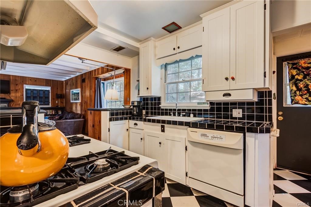 Arrowhead Woods (AWHW) - Residential