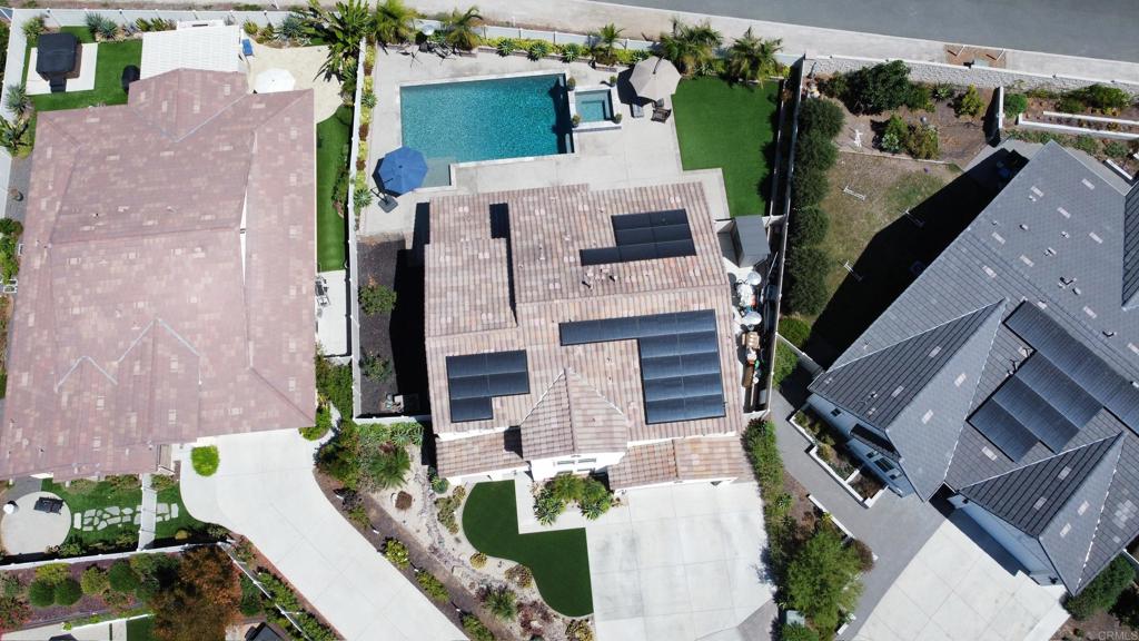 1564 Manzanita Hollows Lane