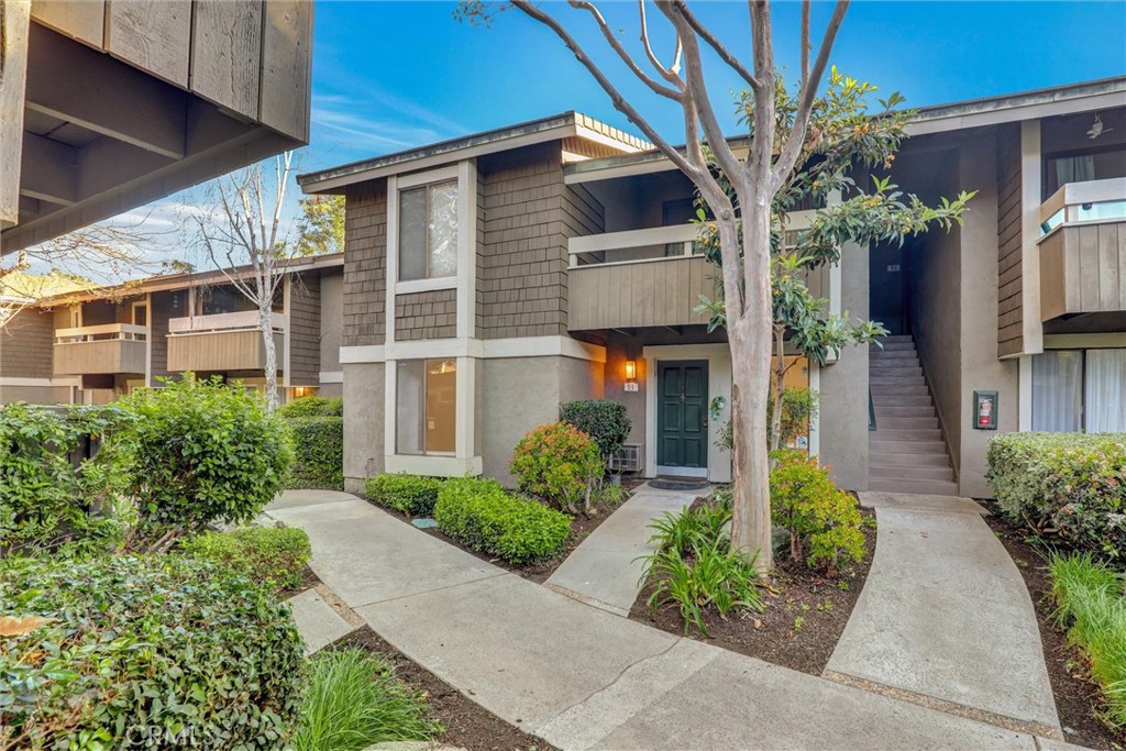 93 Streamwood