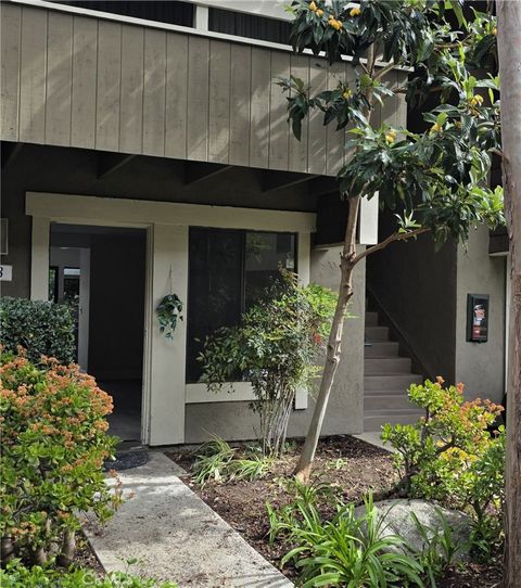 93 Streamwood Irvine CA 92620