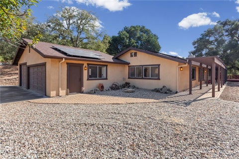 Tiny photo for 8949 San Gabriel Road, Atascadero, CA 93422 (MLS # NS26227124)