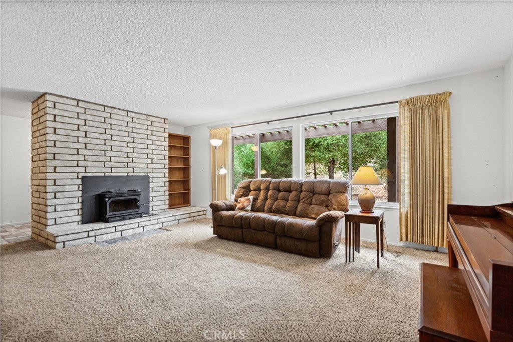 8949 San Gabriel Road