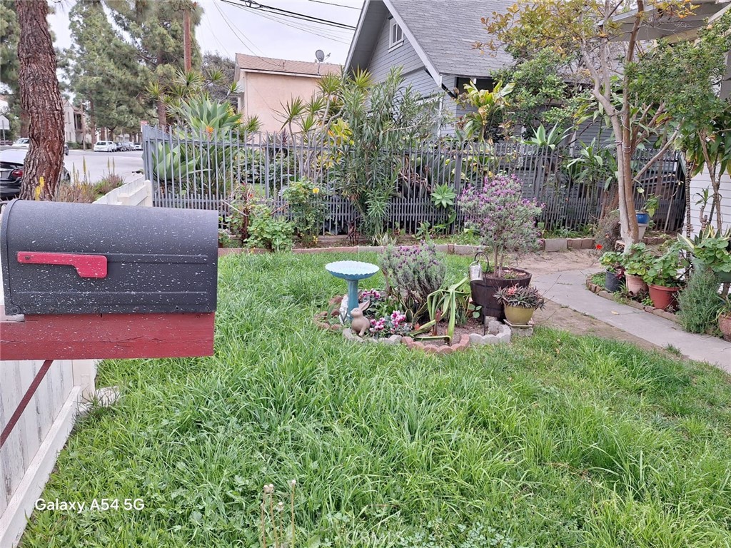 418 W Pine Street
