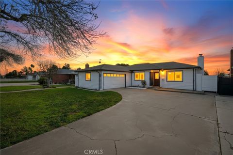 Photo of 9805 Devon Street, Rancho Cucamonga, CA 91730 (MLS # IV26030866)