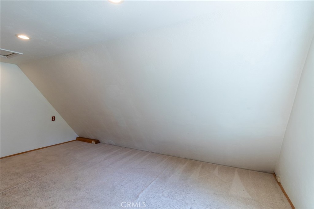 Twin Peaks (TWIN) - Residential