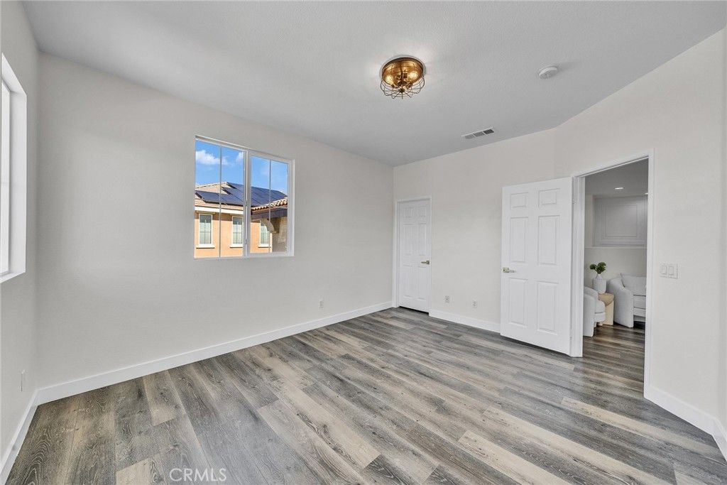 Photo of 35640 Sainte Foy St, Murrieta, CA 92563 (MLS # CV26039167)