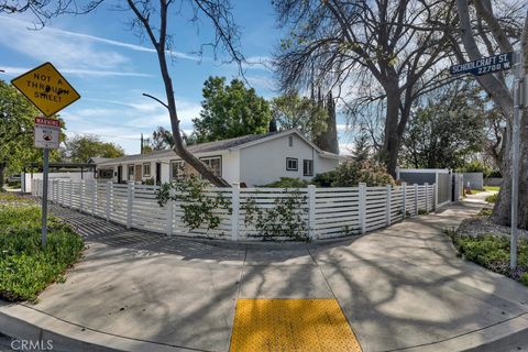 Tiny photo for 22736 Schoolcraft St, West Hills, CA 91307 (MLS # SR26039884)