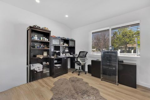 Tiny photo for 22736 Schoolcraft St, West Hills, CA 91307 (MLS # SR26039884)