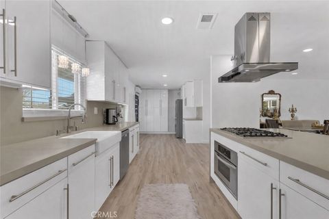 Tiny photo for 22736 Schoolcraft St, West Hills, CA 91307 (MLS # SR26039884)