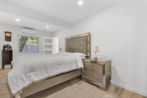 Tiny photo for 22736 Schoolcraft St, West Hills, CA 91307 (MLS # SR26039884)