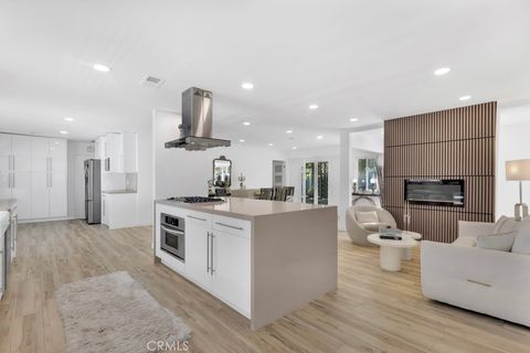 Tiny photo for 22736 Schoolcraft St, West Hills, CA 91307 (MLS # SR26039884)