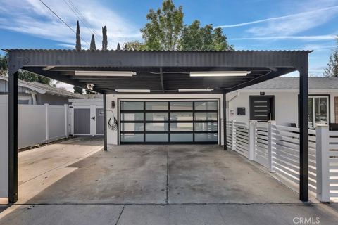 Tiny photo for 22736 Schoolcraft St, West Hills, CA 91307 (MLS # SR26039884)