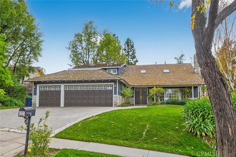 Photo of 22424 Calipatria Dr, Calabasas, CA 91302 (MLS # SR26001944)