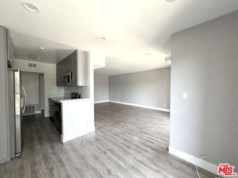Photo of 711 Orange Grove Avenue #301, South Pasadena, CA 91030 (MLS # 26843517)