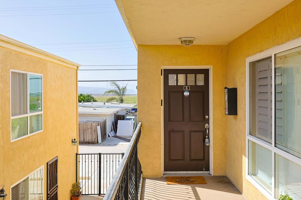 239 Ebony Avenue