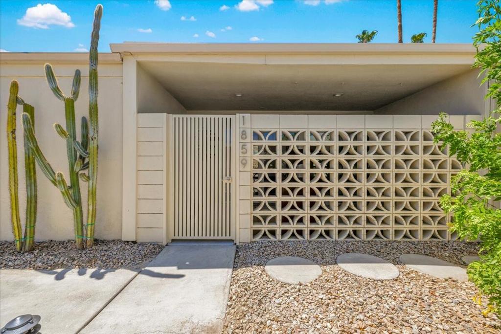 1859 Sandcliff Road