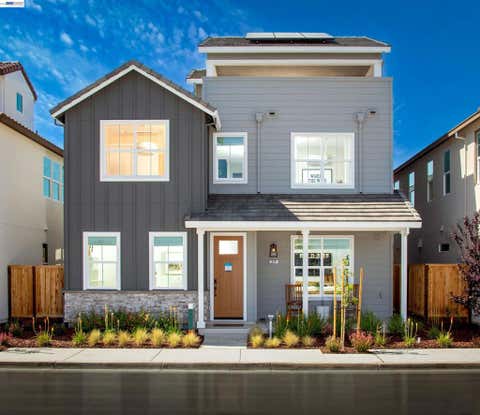 Photo of 386 Caspian Way Way, Napa, CA 94558 (MLS # 41145702)