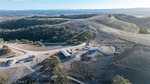 Tiny photo for 4265 Nickel Creek Road, San Miguel, CA 93451 (MLS # NS25258988)