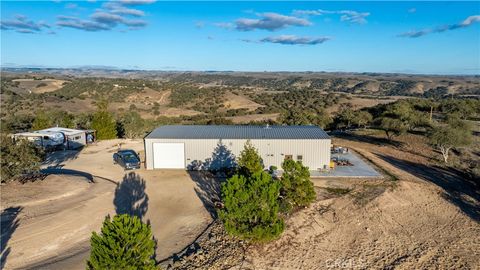 Tiny photo for 4265 Nickel Creek Road, San Miguel, CA 93451 (MLS # NS25258988)