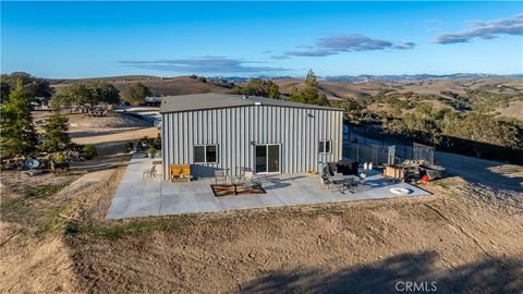 Tiny photo for 4265 Nickel Creek Road, San Miguel, CA 93451 (MLS # NS25258988)