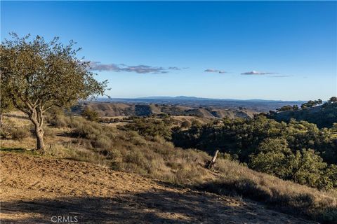 Tiny photo for 4265 Nickel Creek Road, San Miguel, CA 93451 (MLS # NS25258988)