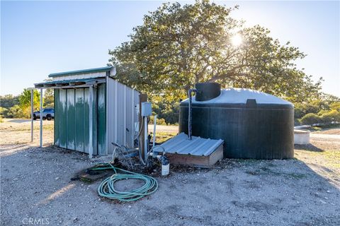 Tiny photo for 4265 Nickel Creek Road, San Miguel, CA 93451 (MLS # NS25258988)