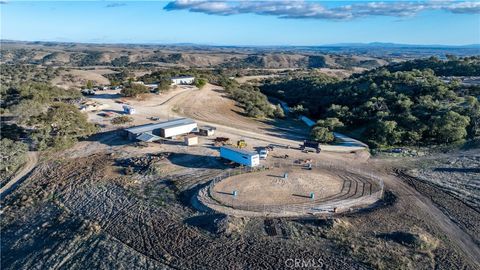 Tiny photo for 4265 Nickel Creek Road, San Miguel, CA 93451 (MLS # NS25258988)