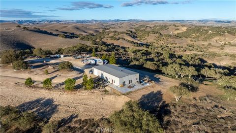 Tiny photo for 4265 Nickel Creek Road, San Miguel, CA 93451 (MLS # NS25258988)