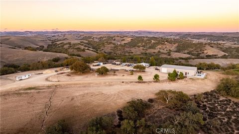 Tiny photo for 4265 Nickel Creek Road, San Miguel, CA 93451 (MLS # NS25258988)