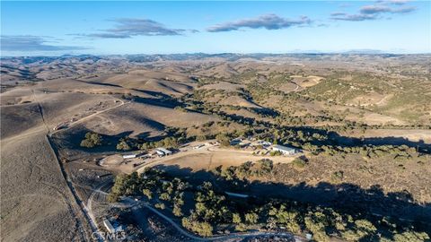 Tiny photo for 4265 Nickel Creek Road, San Miguel, CA 93451 (MLS # NS25258988)