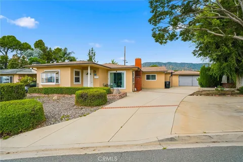 MLS: CV26100216