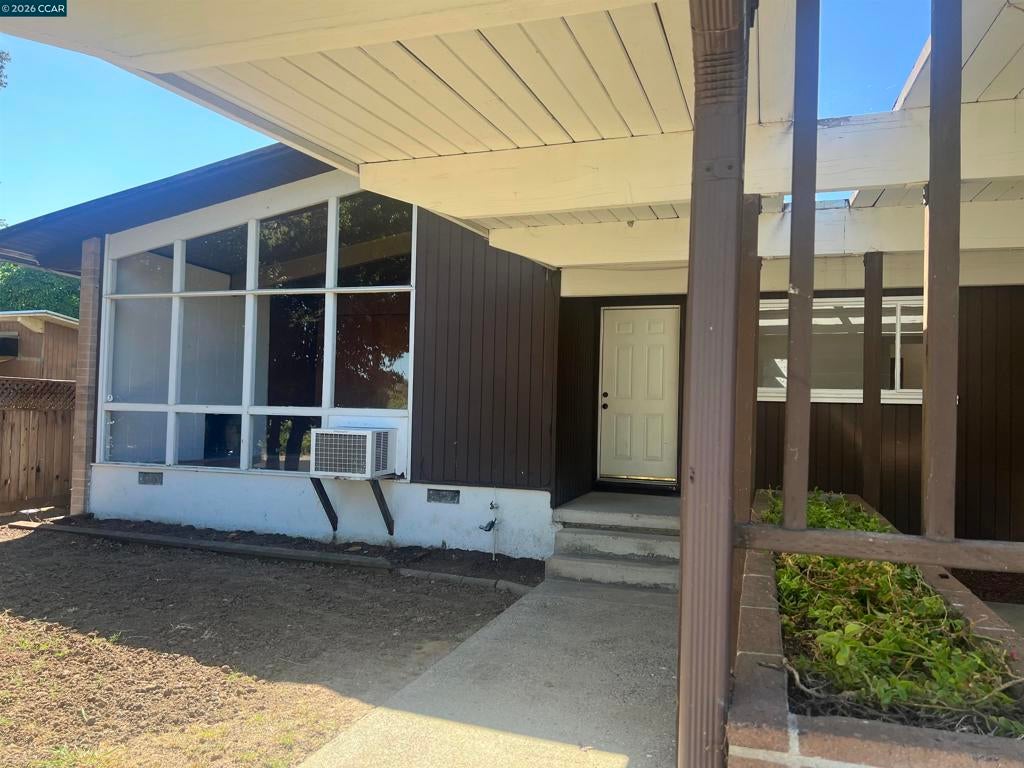 213 Riley Dr